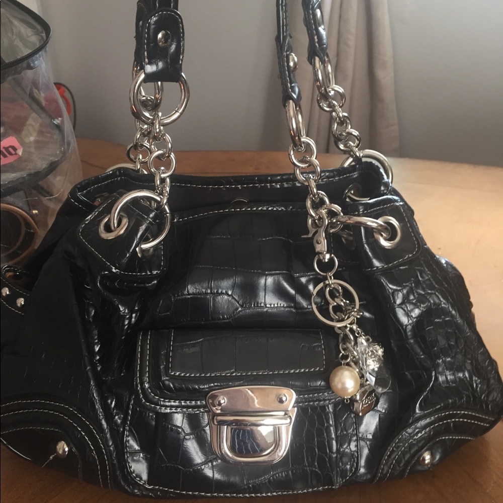 Kathy Van Zeeland black women’s shoulder bag